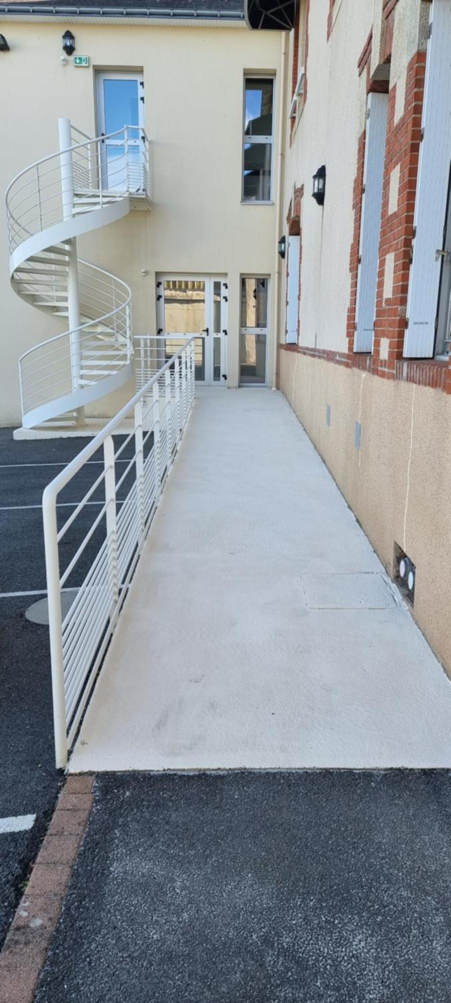 贝尔维尤酒店 Guer 外观 照片